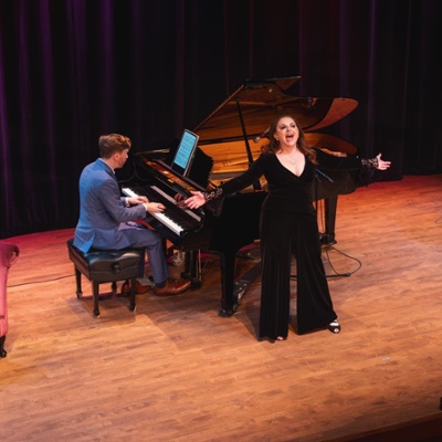 San Francisco Examiner: Lisa Delan's Refreshing "Classical Cabaret" Is Seriously Fun